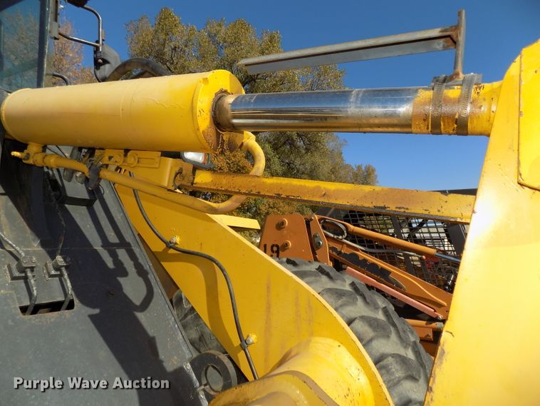 image for item DG2464 2006 Komatsu WA200-5 wheel loader