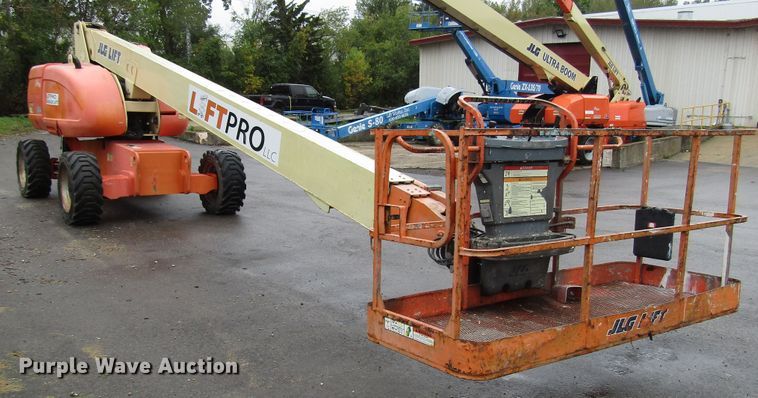 image for item DG8227 2007 JLG 800S boom lift
