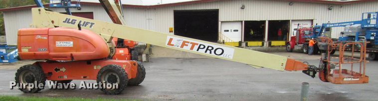 image for item DG8227 2007 JLG 800S boom lift