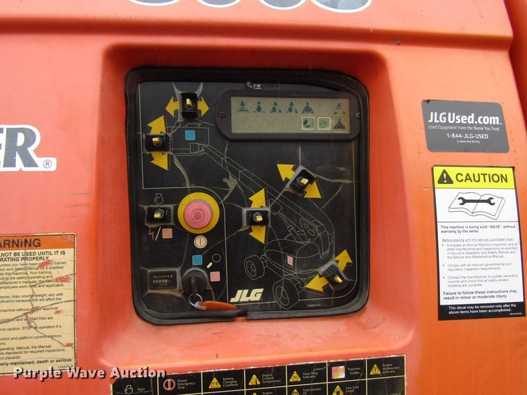 image for item DG8227 2007 JLG 800S boom lift