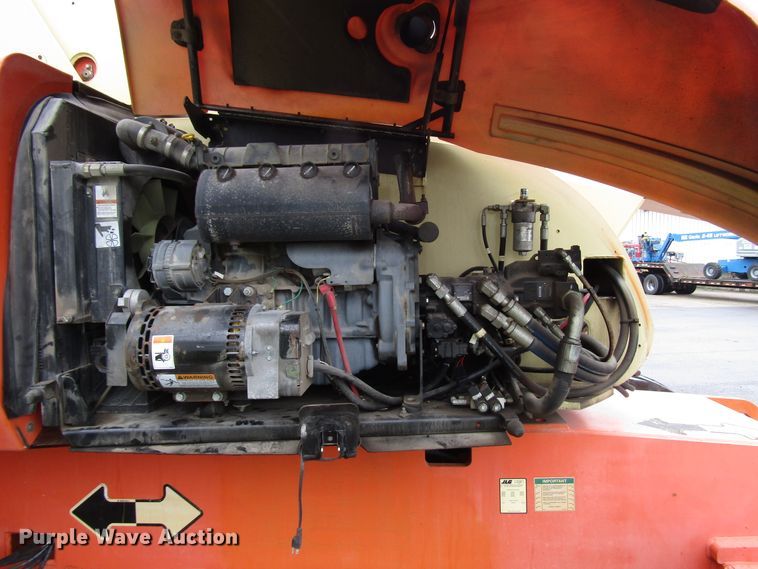 image for item DG8227 2007 JLG 800S boom lift