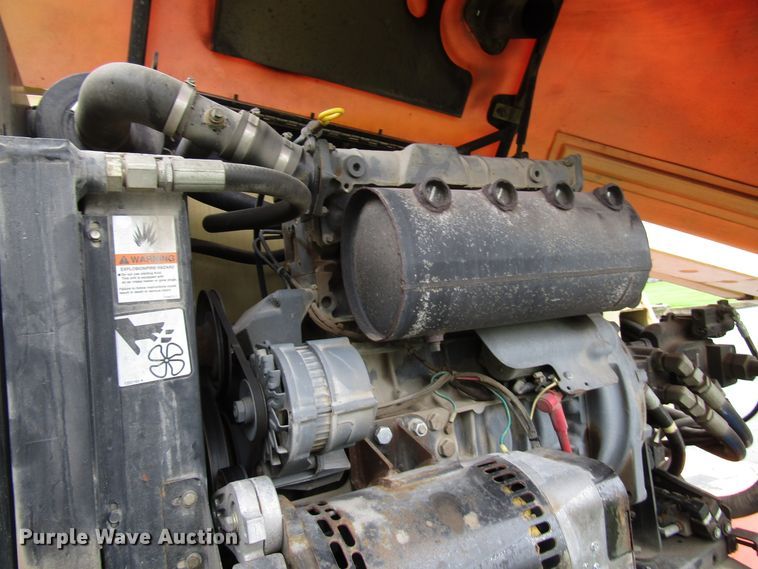 image for item DG8227 2007 JLG 800S boom lift