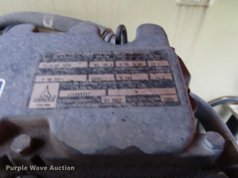 image for item DG8227 2007 JLG 800S boom lift