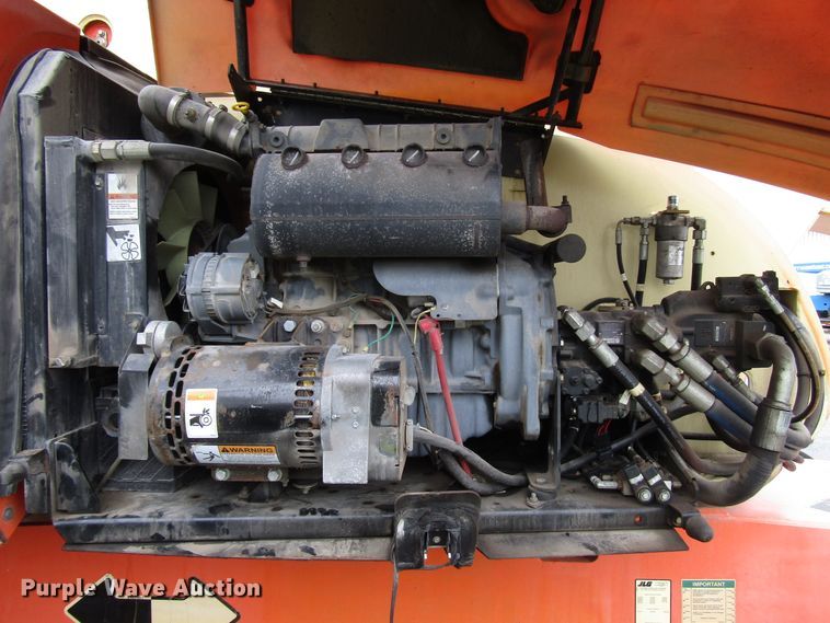 image for item DG8227 2007 JLG 800S boom lift