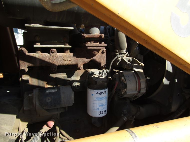 image for item DG8242 1999 Case 580L backhoe