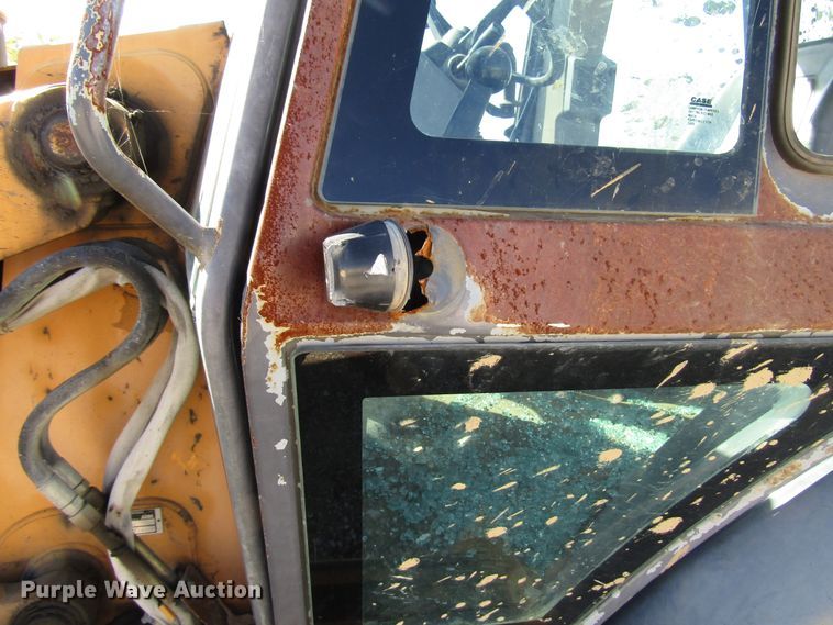 image for item DG8242 1999 Case 580L backhoe