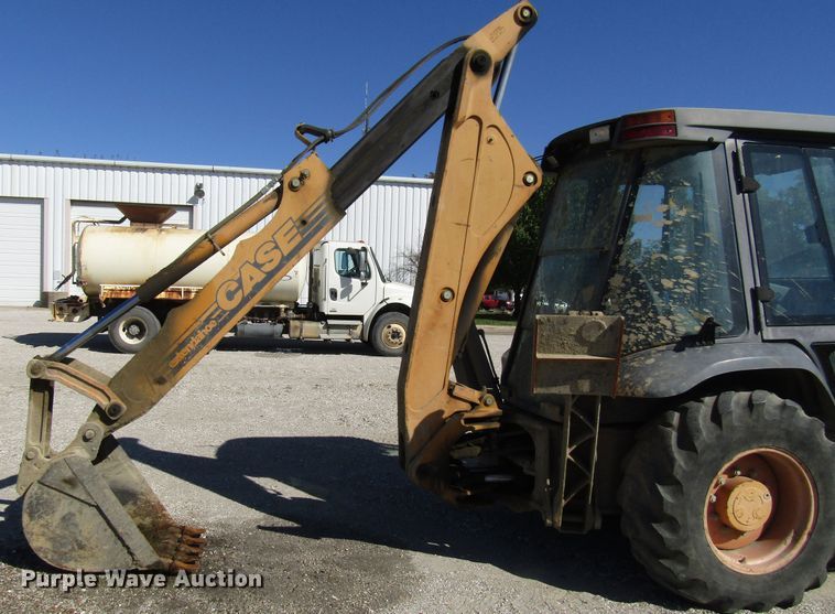 image for item DG8242 1999 Case 580L backhoe