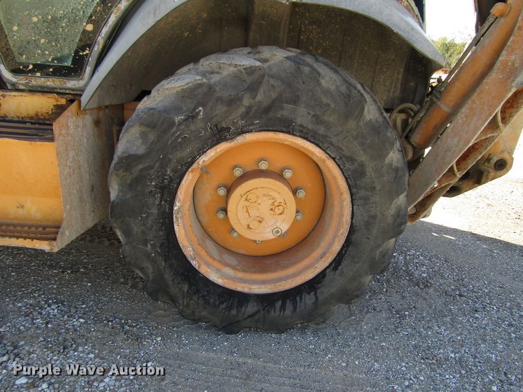 image for item DG8242 1999 Case 580L backhoe