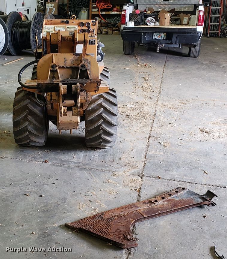 image for item DG8788 Case Maxi Sneaker Series C cable plow