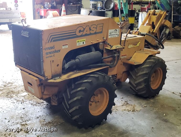 image for item DG8788 Case Maxi Sneaker Series C cable plow