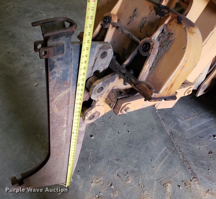 image for item DG8788 Case Maxi Sneaker Series C cable plow