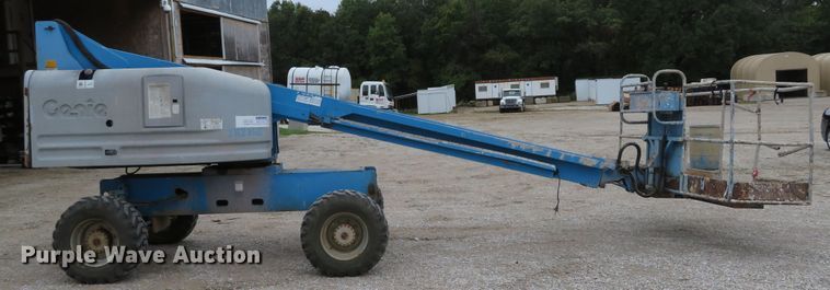 image for item DH1614 1999 Genie S40 boom lift