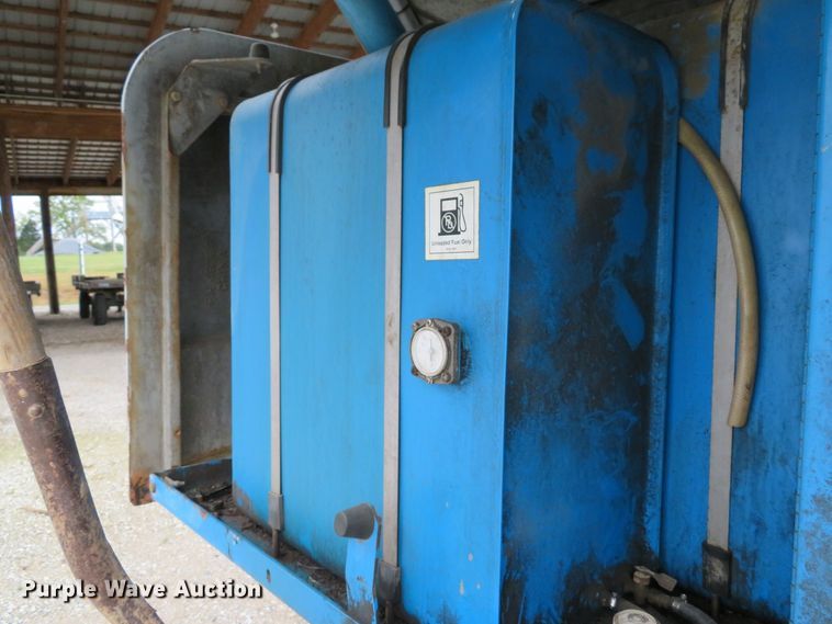 image for item DH1614 1999 Genie S40 boom lift