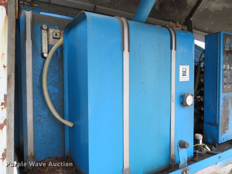 image for item DH1614 1999 Genie S40 boom lift