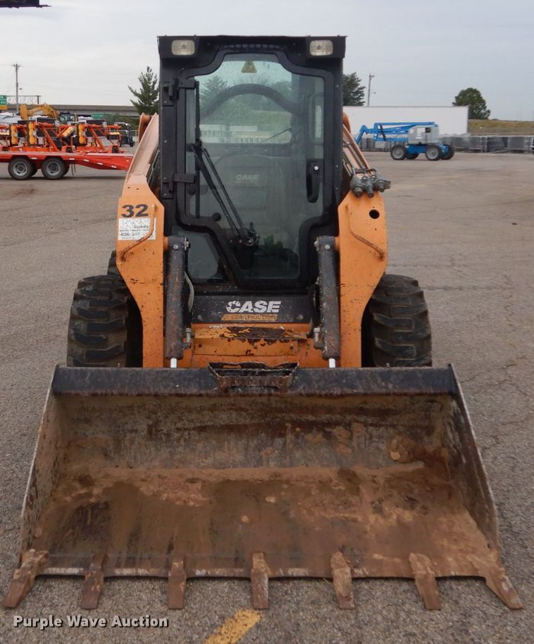 image for item DH2160 2013 Case SR175 skid steer