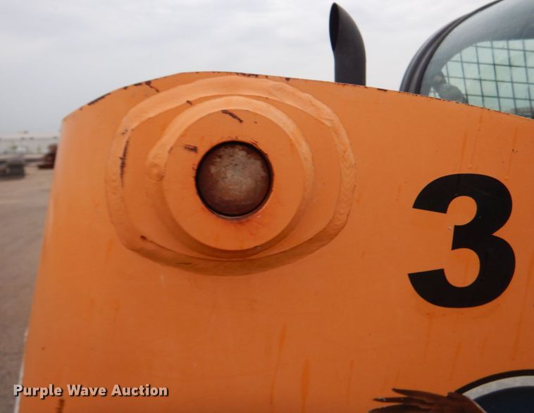 image for item DH2160 2013 Case SR175 skid steer