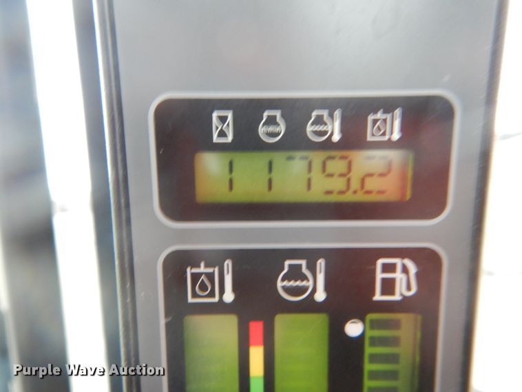 image for item DH2160 2013 Case SR175 skid steer