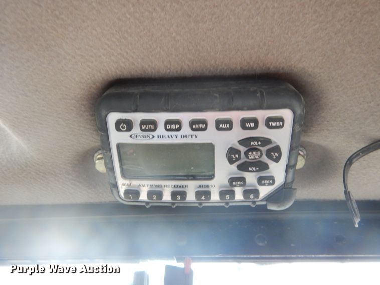 image for item DH2160 2013 Case SR175 skid steer