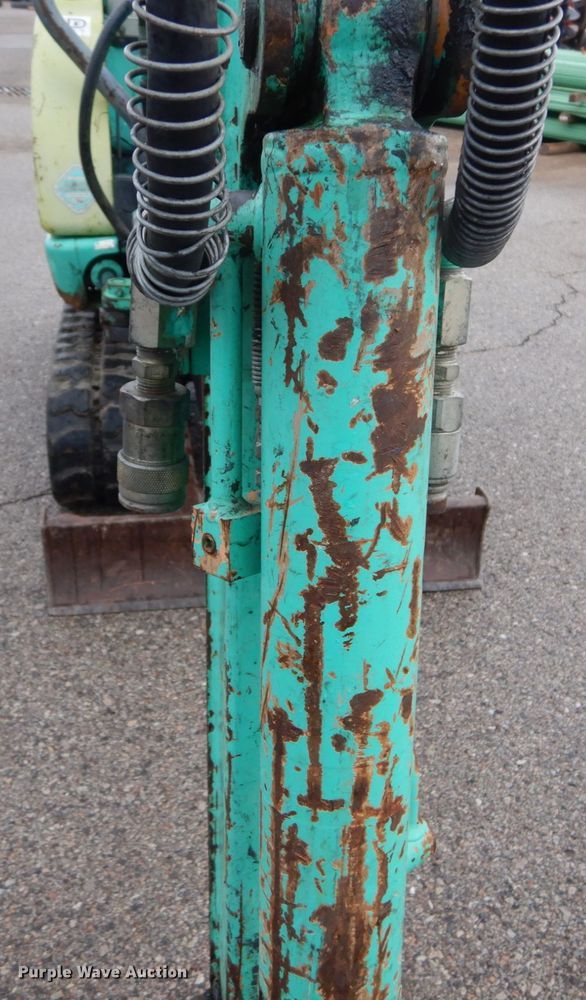 image for item DH2161 2010 IHI 15VX mini excavator