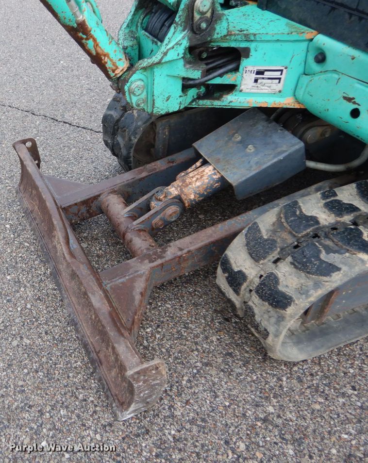 image for item DH2161 2010 IHI 15VX mini excavator