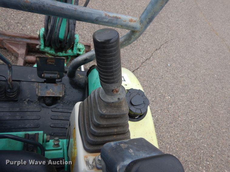 image for item DH2161 2010 IHI 15VX mini excavator