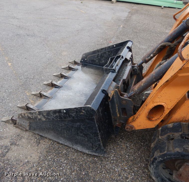 image for item DH2162 2011 Case TR270 skid steer