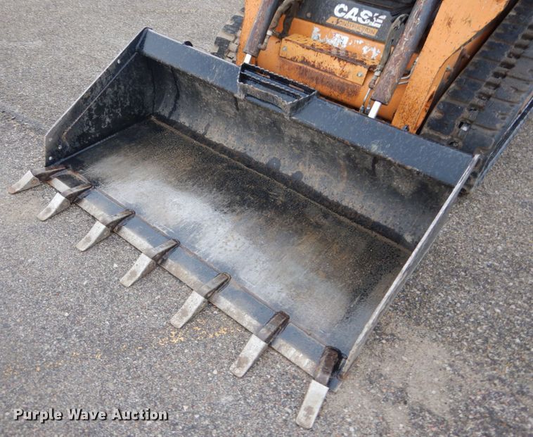 image for item DH2162 2011 Case TR270 skid steer