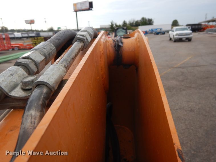 image for item DH2162 2011 Case TR270 skid steer