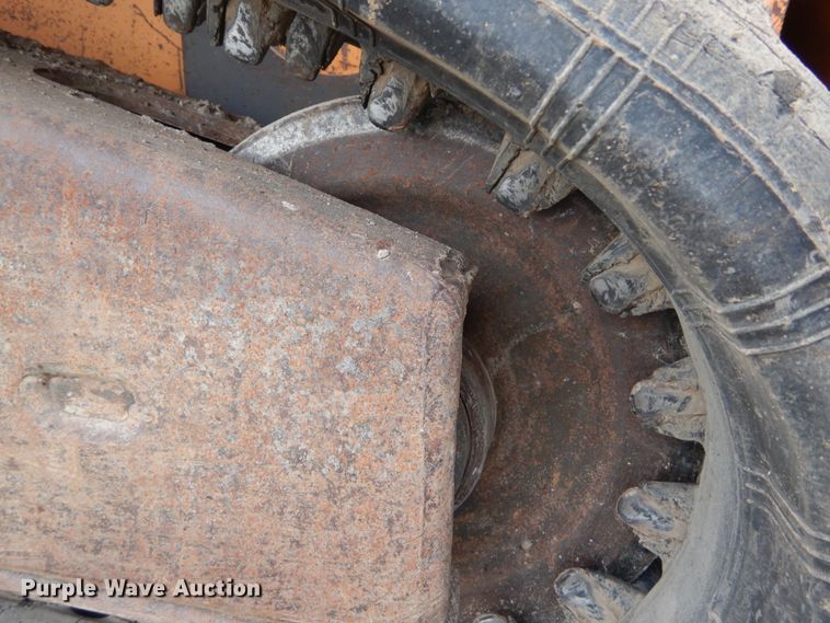 image for item DH2162 2011 Case TR270 skid steer