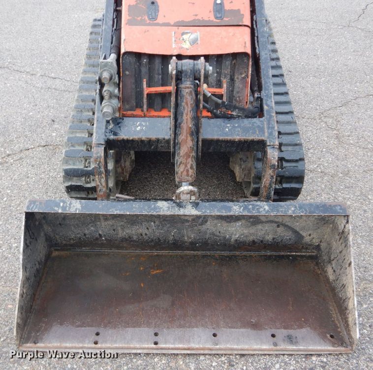 image for item DH2163 2014 Ditch Witch SK750 compact utility loader