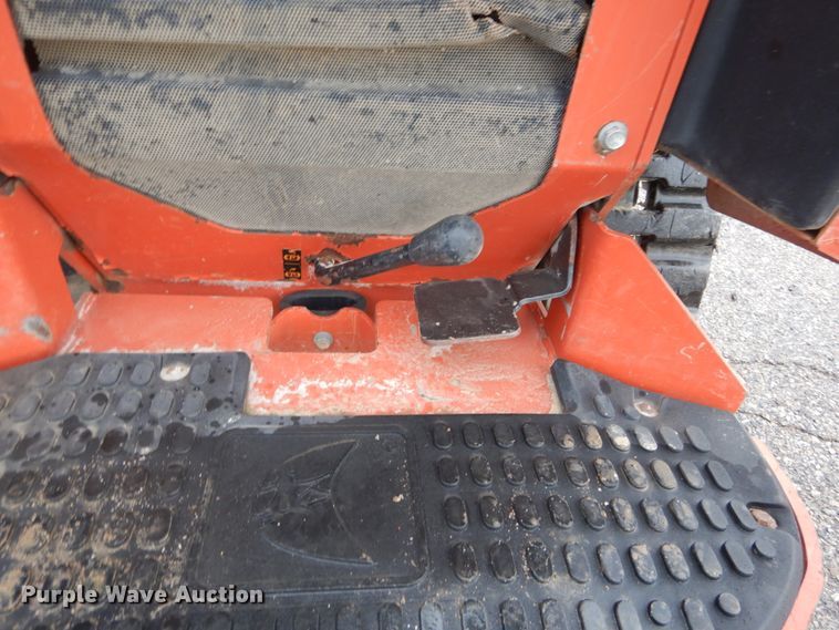 image for item DH2163 2014 Ditch Witch SK750 compact utility loader