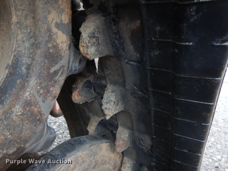 image for item DH2163 2014 Ditch Witch SK750 compact utility loader