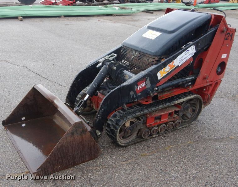 image for item DH2164 2013 Toro TX427 compact utility loader