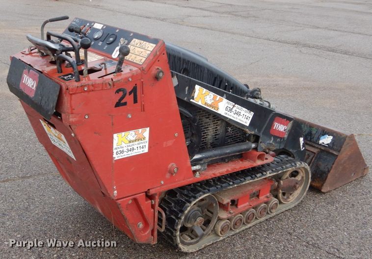 image for item DH2164 2013 Toro TX427 compact utility loader
