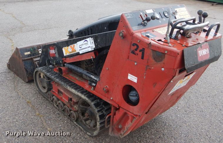 image for item DH2164 2013 Toro TX427 compact utility loader