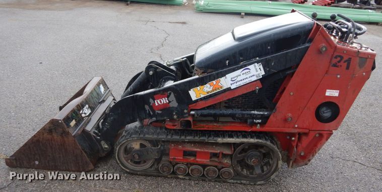 image for item DH2164 2013 Toro TX427 compact utility loader