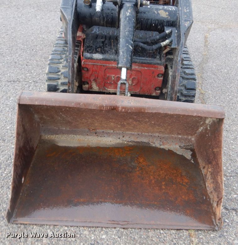 image for item DH2164 2013 Toro TX427 compact utility loader