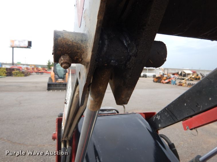 image for item DH2164 2013 Toro TX427 compact utility loader