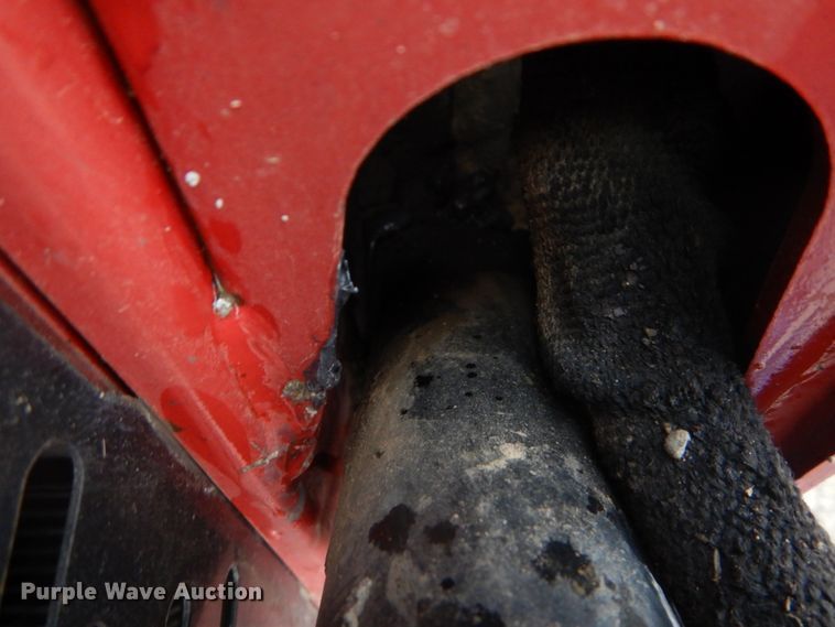 image for item DH2164 2013 Toro TX427 compact utility loader