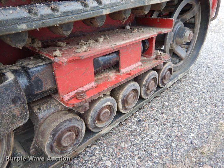 image for item DH2164 2013 Toro TX427 compact utility loader