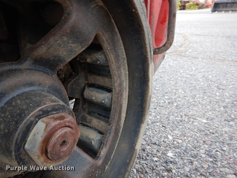 image for item DH2164 2013 Toro TX427 compact utility loader