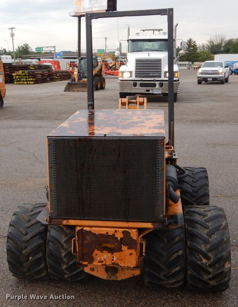 image for item DH2165 2001 Case Maxi Sneaker cable plow