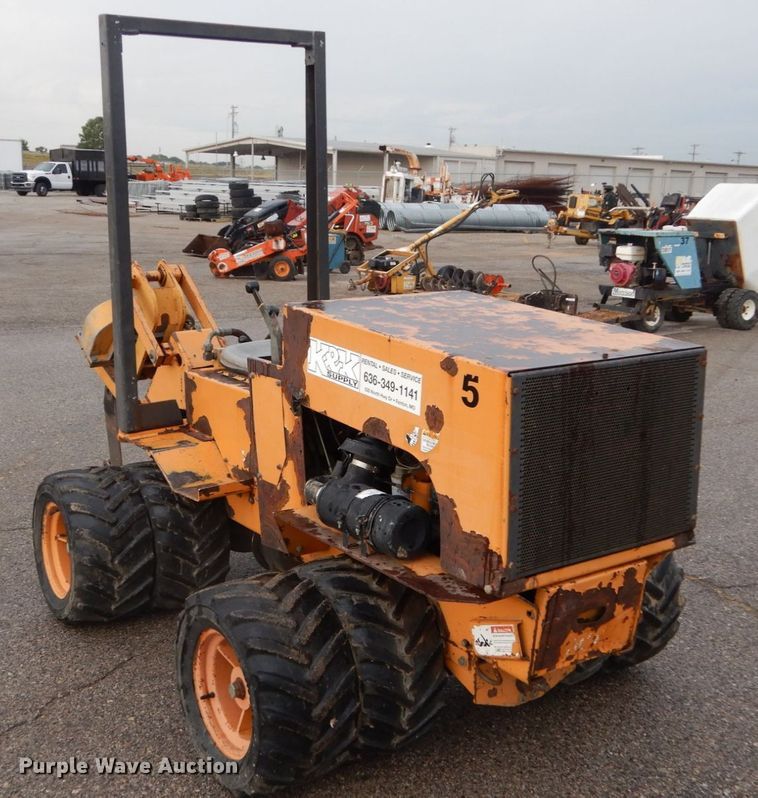 image for item DH2165 2001 Case Maxi Sneaker cable plow