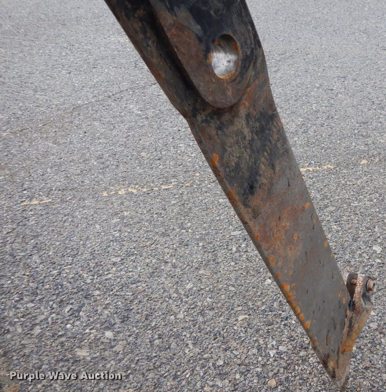 image for item DH2165 2001 Case Maxi Sneaker cable plow