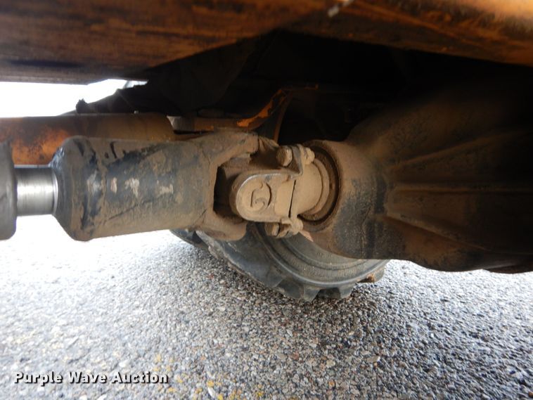 image for item DH2165 2001 Case Maxi Sneaker cable plow