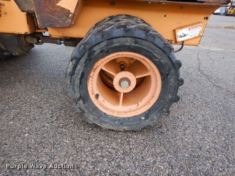 image for item DH2165 2001 Case Maxi Sneaker cable plow