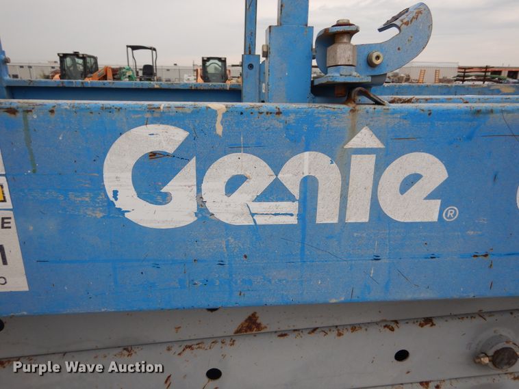 image for item DH2167 2012 Genie GS-2632 scissor lift