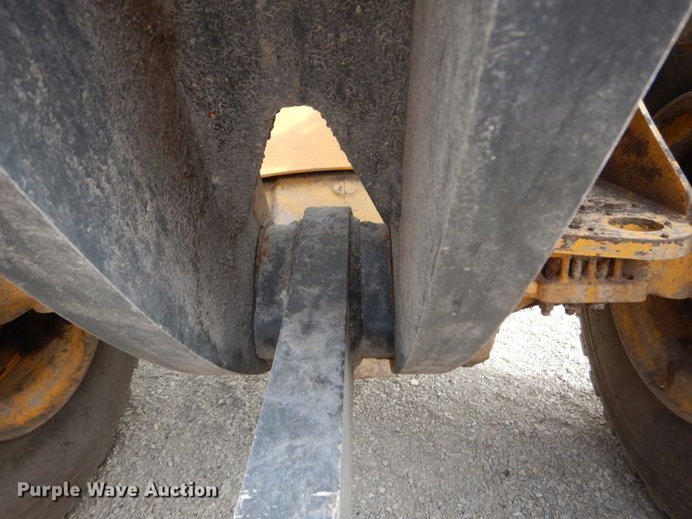 image for item DH2186 2013 John Deere 644K wheel loader