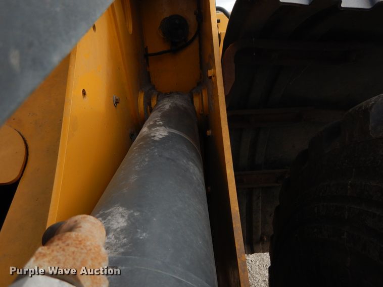 image for item DH2186 2013 John Deere 644K wheel loader