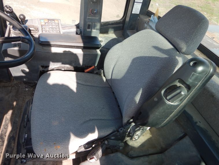 image for item DH2186 2013 John Deere 644K wheel loader